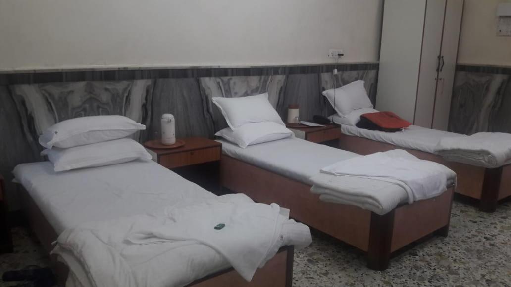 Hotel Subhash Midc Andheri Mumbai Exterior foto